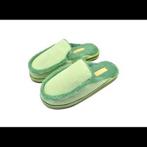 ONCAI Women's Green Slippers Memory Foam Stripe Fluffy Indoor/Ourdoor size 8.5